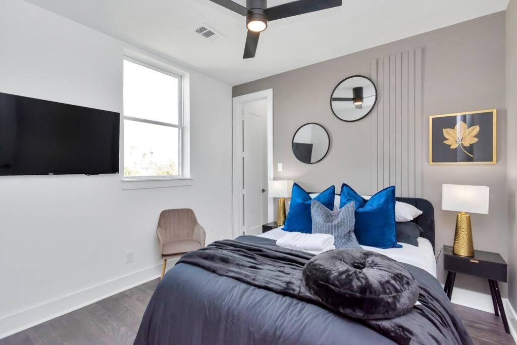 The Suite Spot! Downtown Skyline Views! Sleeps 12 Houston Luaran gambar