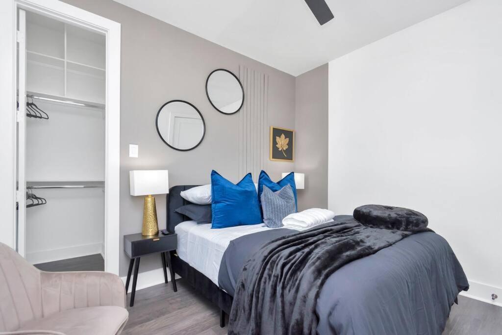 The Suite Spot! Downtown Skyline Views! Sleeps 12 Houston Luaran gambar